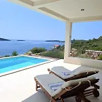 Awesome Sea View, Vacation Jerula 2 Holiday home *