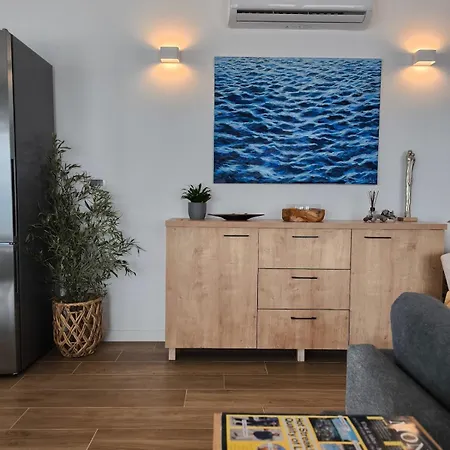 Semesterbostad Awesome Sea View, Vacation Jerula 2 Milna (Hvar)