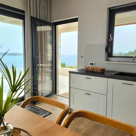 Awesome Sea View, Vacation Jerula 2 Casa de Férias